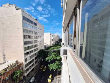 Ótima localização - 3 QUARTOS ESPAÇOSO E SILENCIOSO NO CORAÇÃO DE COPACABANA!!! - FCAP31634