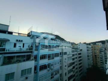 Ótima localização - Maravilhosa cobertura quadra praia de Copacabana - FCCO30037