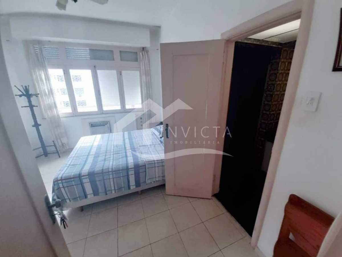 e7b8a75c83974bb78e4dfaae3f0de7 - 12