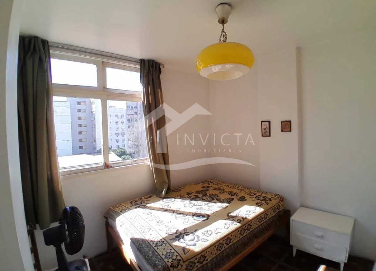 Conheça Quarto 1 do imóvel - Excelente 2 quartos com vaga escriturada em rua nobre de Copacabana - IPAP20045 - 11 Quarto 1 - 11