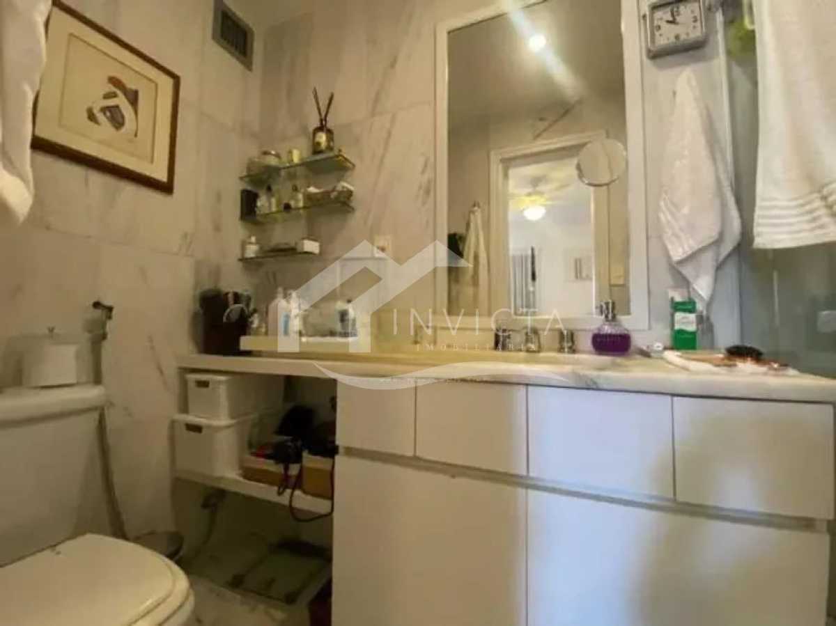 Imperdível - INCRÍEL 3 QUARTOS COM VARANDA E DUAS VAGAS DE GARAGEM EM IPANEMA!!! - IPAP30056