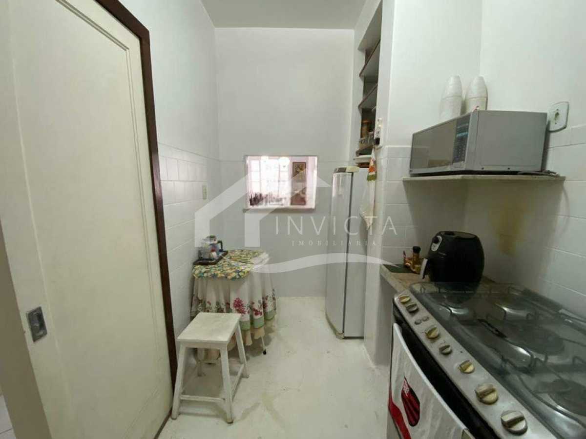 b32355cf2db74779b853f57b5760bb - 18