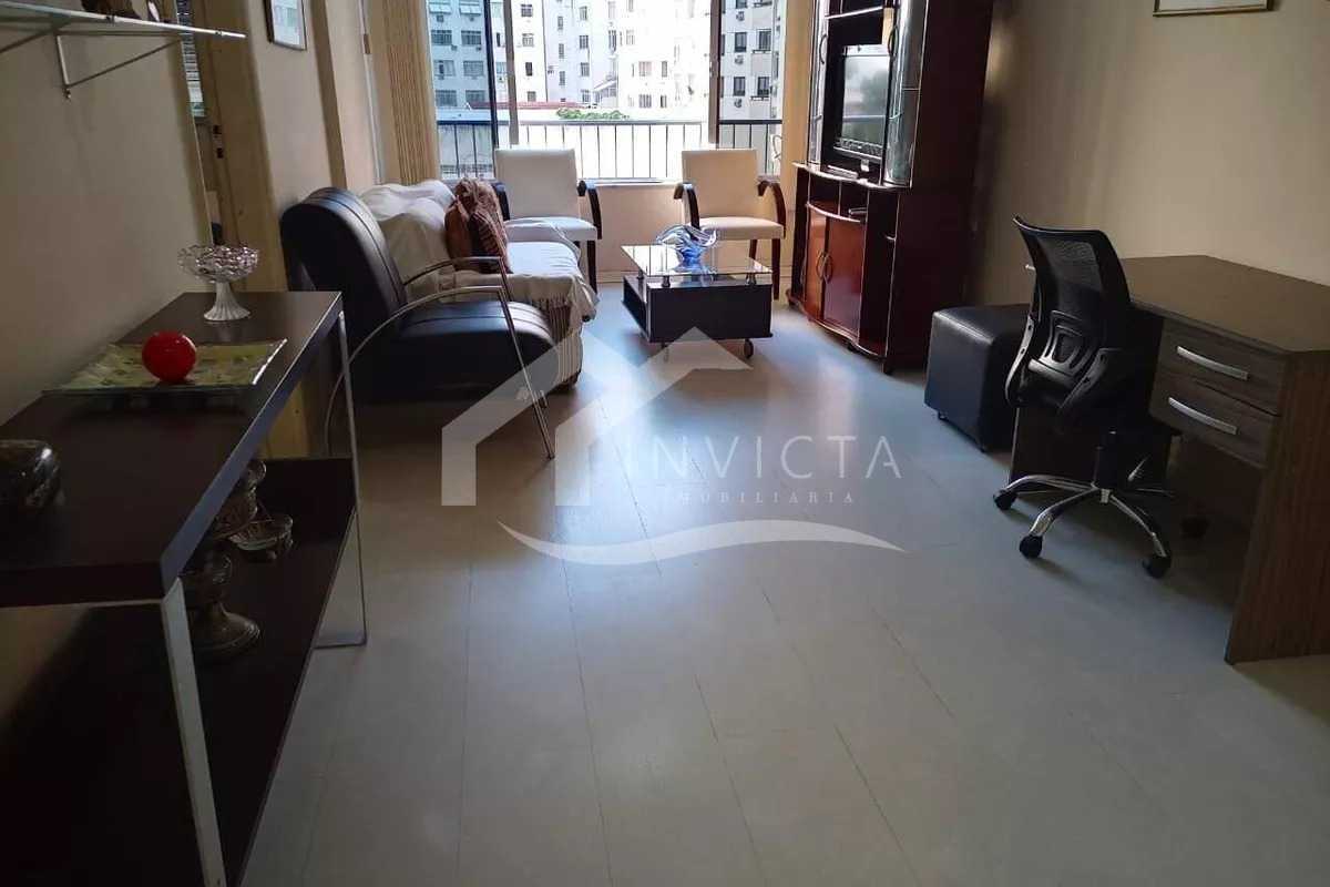 Conheça Sala do imóvel - 2 quartos com vista montanha em rua nobre de Copacabana - FCAP21428 - 2 Sala - 2