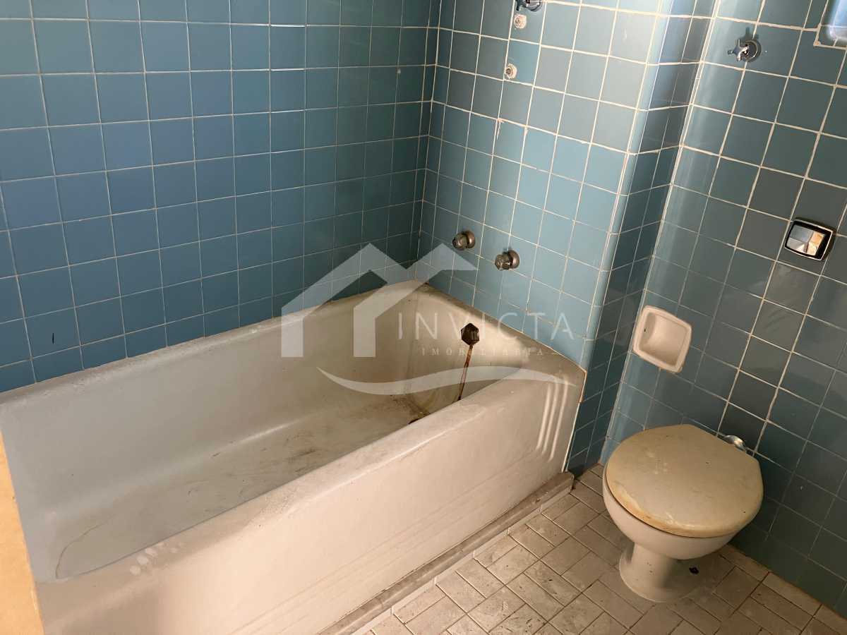 Conheça Banheiro social 2 do imóvel - Apartamento 4 quartos c/ vaga no verdadeiro coração de Copacabana! - IPAP40023 - 26 Banheiro social 2 - 26