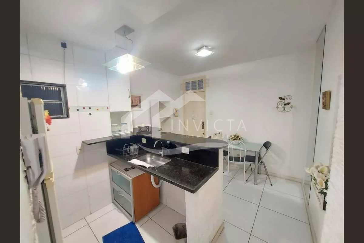 90d9c59809654ac99b1394e3dc5745 - 12