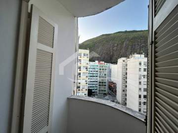 Imperdível - Excelente 2 quartos com dependência e varanda em Copacabana - RPAP20137