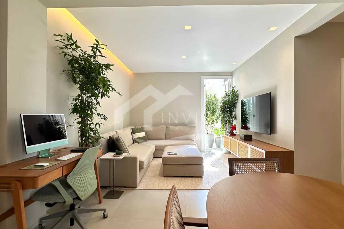 Conheça Sala do imóvel - Fabuloso apartamento 2 quartos (2 suítes) com vaga na escritura em Ipanema! - IPAP30072 - 5 Sala - 5