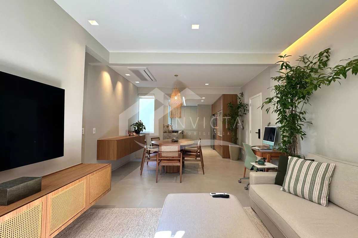 Conheça Sala do imóvel - Fabuloso apartamento 2 quartos (2 suítes) com vaga na escritura em Ipanema! - IPAP30072 - 3 Sala - 3