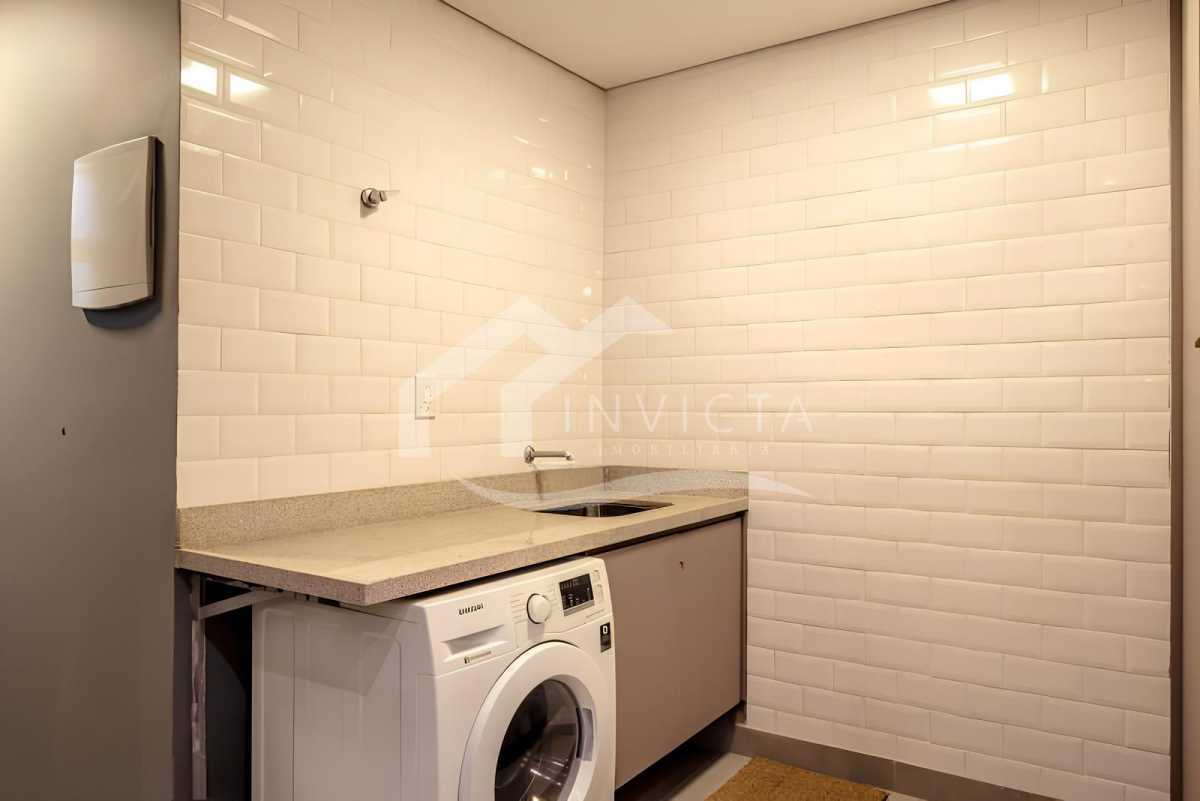 Área de serviço - 25