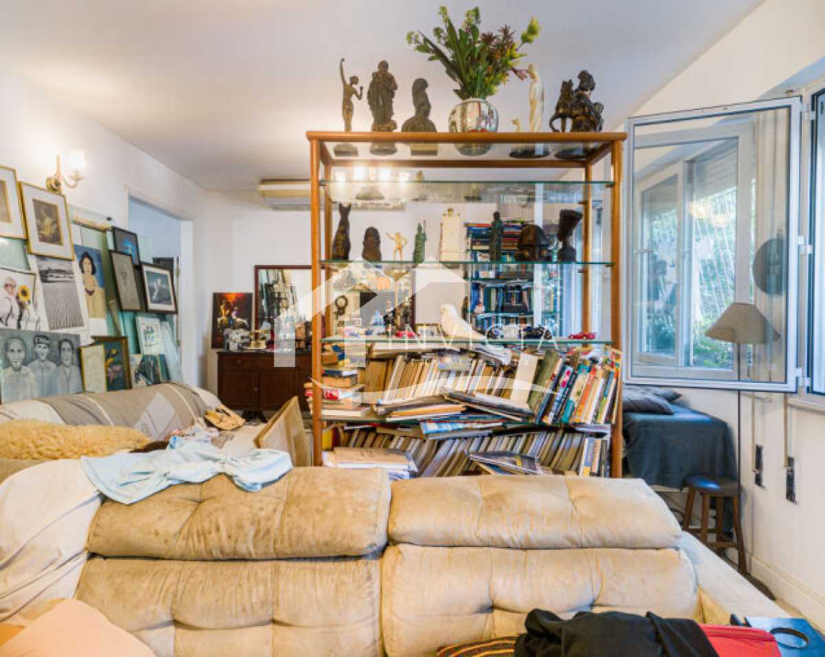 7600_G1755698721 - 2