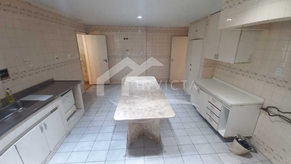 c77002f7-972d-4d94-867c-de0d9b - 24