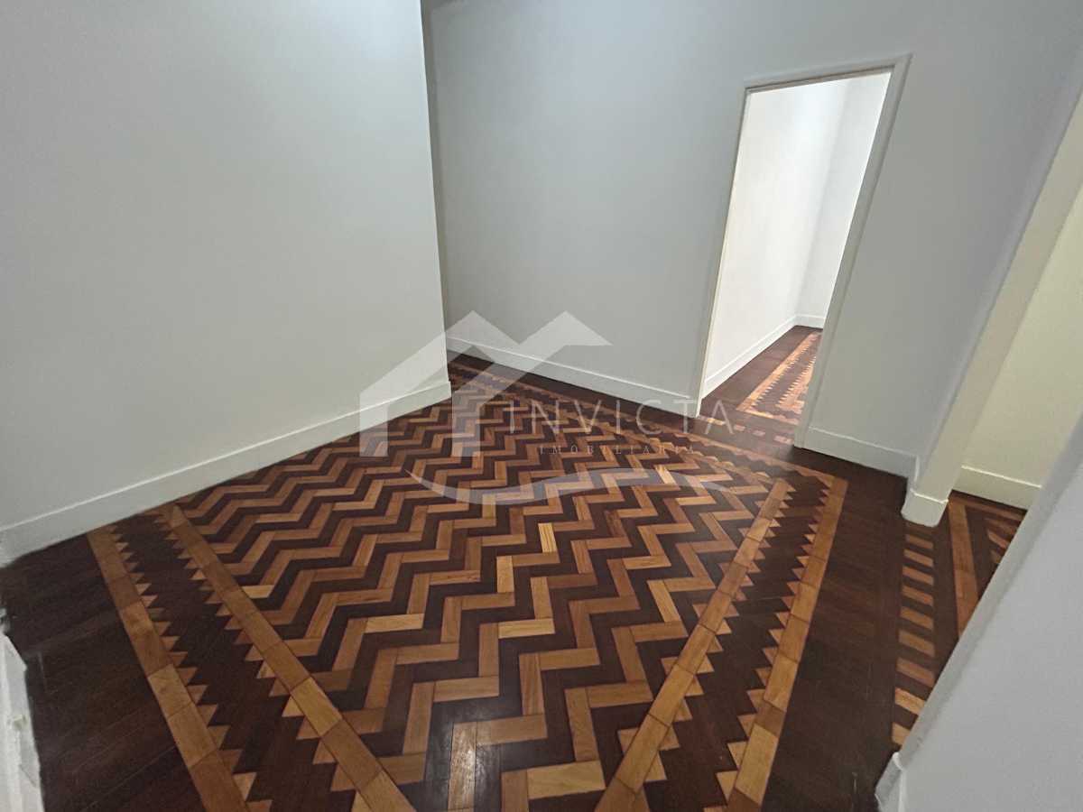 e40a9162-ccbd-4e0b-af65-02e7a1 - 14