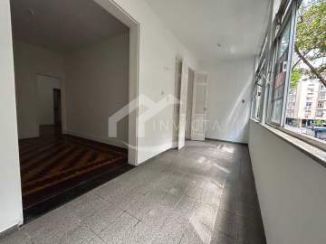 Imperdível - 3 QUARTOS COM VARANDA E ARÉA EXTERNA PRÓXIMO AO ARPOADOR!!! - RPAP30214