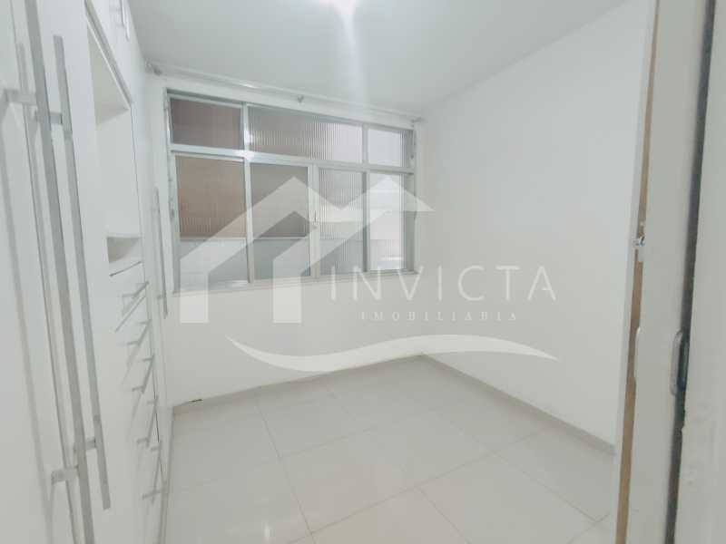 Conheça quarto do imóvel - SENSACIONAL QUARTO E SALA EM COPACABANA!!! - FCAP10293 - 17 quarto - 17