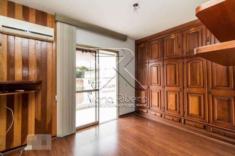 892839973-215.8926425563592IMG - 10