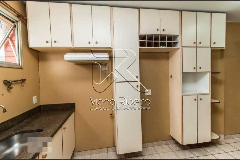 892839973-734.4833898263388IMG - 24