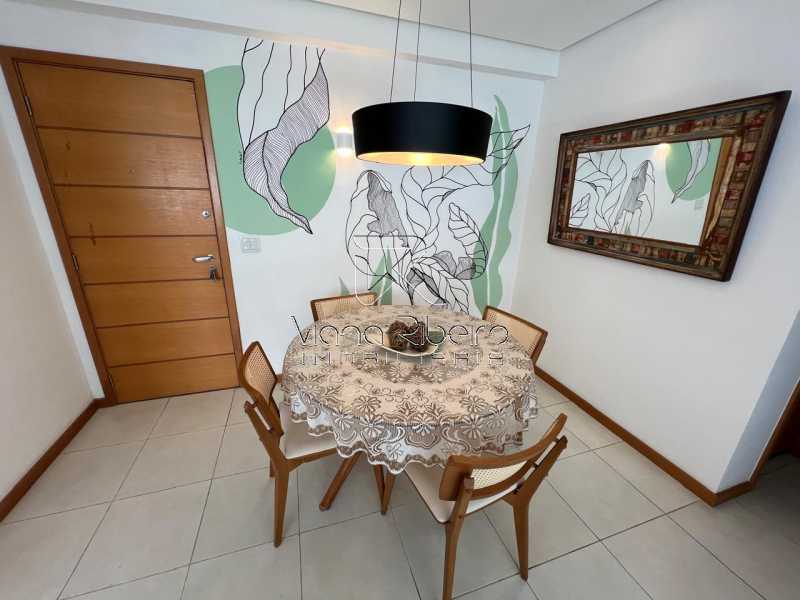 Conheça WhatsApp Image 2024-06-11 at 0 do imóvel - Apartamento à venda Rua Professor Gabizo, Maracanã, Rio de Janeiro - R$ 880.000 - SPAP21362 - 3 WhatsApp Image 2024-06-11 at 0 - 3