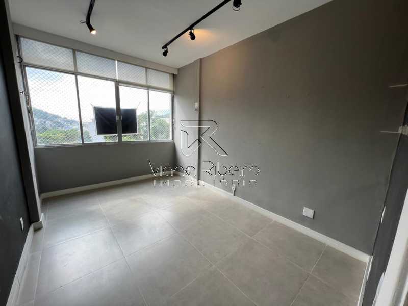 WhatsApp Image 2024-06-25 at 1 - 4