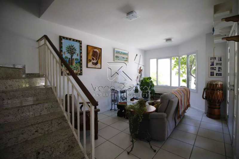 Conheça ft 5 do imóvel - Casa em Condomínio à venda Estrada Pau-Ferro, Freguesia (Jacarepaguá), Rio de Janeiro - R$ 800.000 - SPCN40024 - 5 ft 5 - 5