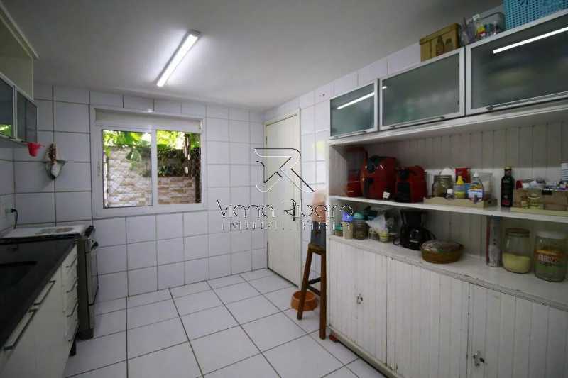 Conheça ft 12 do imóvel - Casa em Condomínio à venda Estrada Pau-Ferro, Freguesia (Jacarepaguá), Rio de Janeiro - R$ 800.000 - SPCN40024 - 12 ft 12 - 12