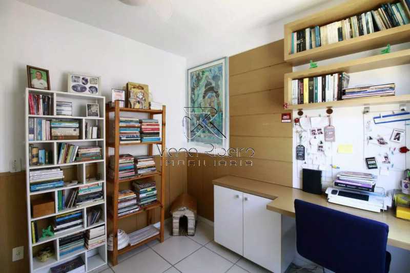 Conheça ft 20 do imóvel - Casa em Condomínio à venda Estrada Pau-Ferro, Freguesia (Jacarepaguá), Rio de Janeiro - R$ 800.000 - SPCN40024 - 20 ft 20 - 20