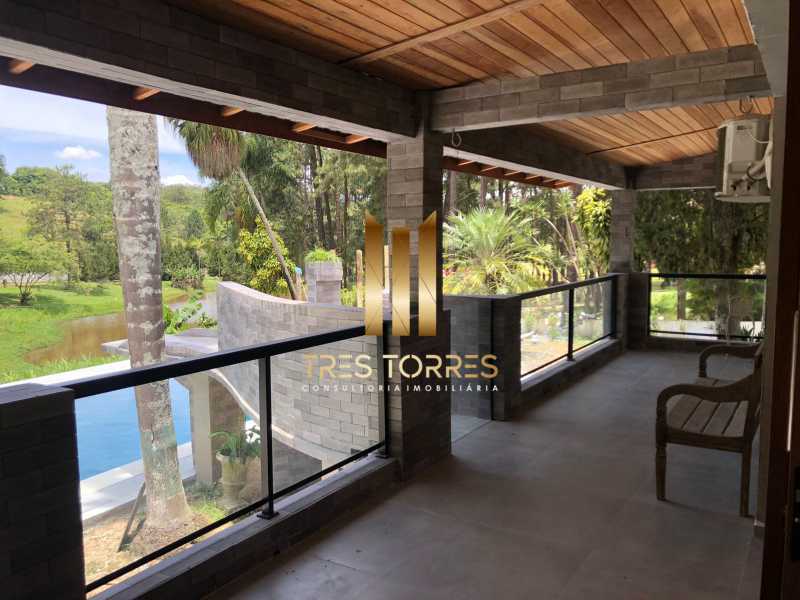 WhatsApp Image 2022-10-17 at 1 - 7