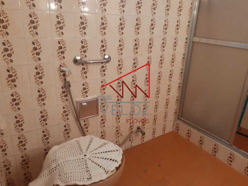 70bd056f-6ba1-441d-a910-9deb73 - 27