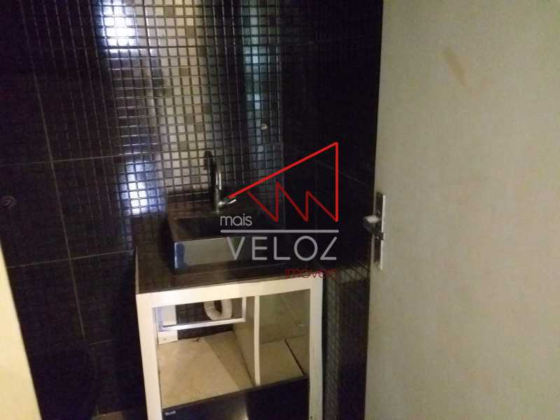 a1793016-7c52-41f2-87e3-09c652 - 12