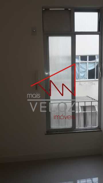 d50bf55f-a24e-4f16-bd37-f0de69 - 12