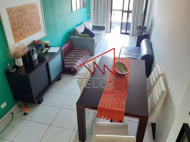 b9ea9152-c6b0-4c1c-9407-5cf52a - 20