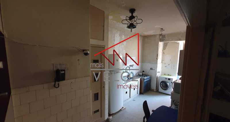 0bf5d427b972a463f70a741c192ec8 - 11