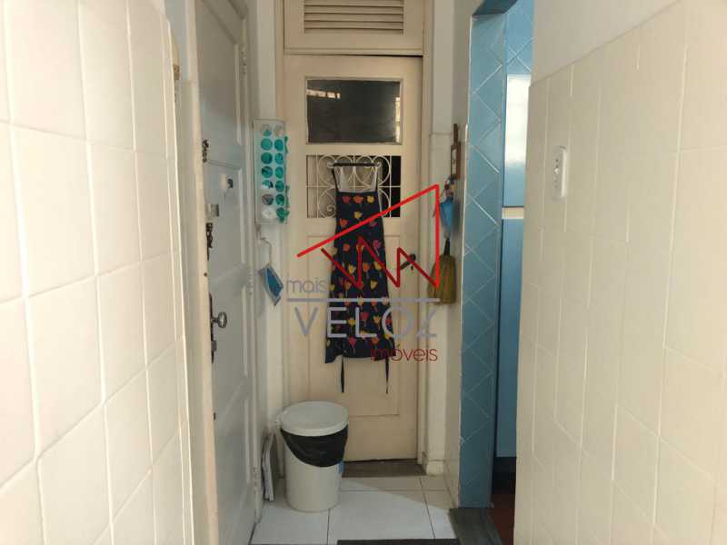 3c20de06-6ae4-4330-9ac7-4303bd - 24