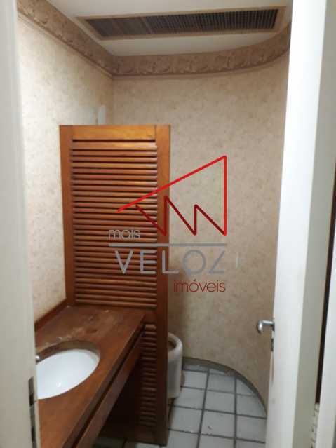 41a70ef0-206f-4de9-9c52-3b40a8 - 15