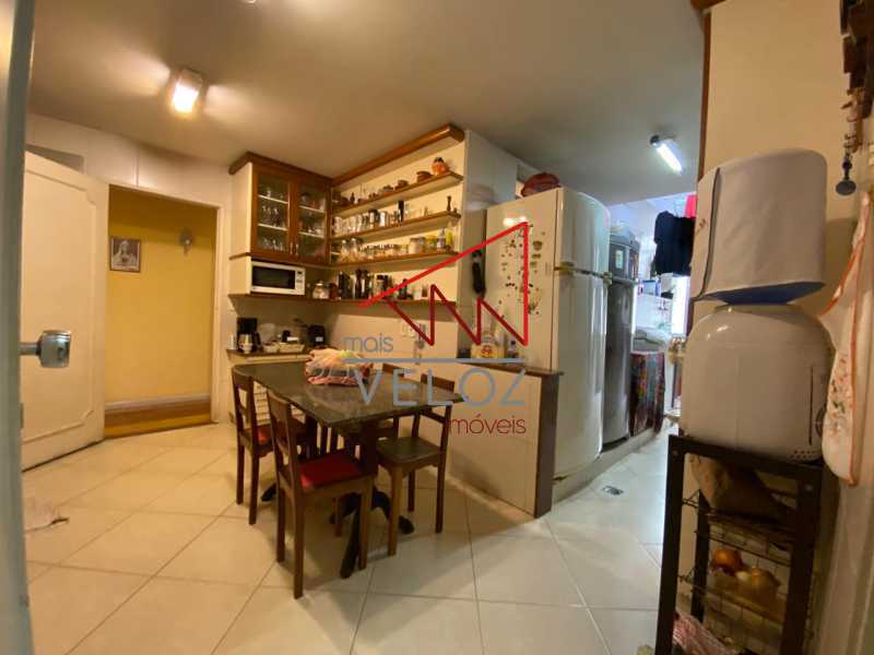3 suites 1 - 12