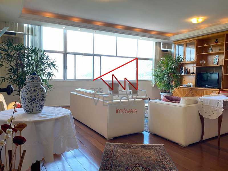 3 suites 5 - 2