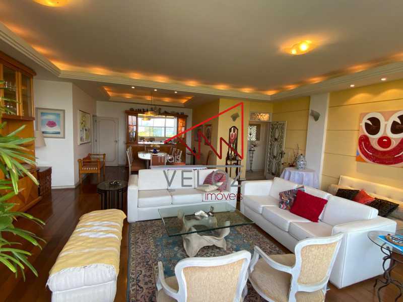 3 suites 11 - 7