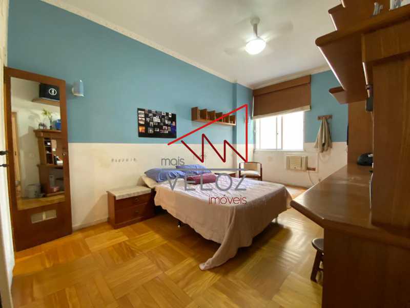 3 suites 25 - 22