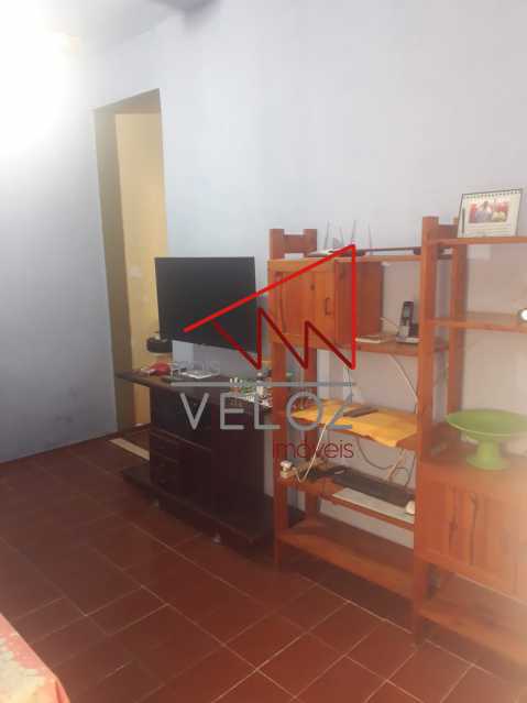 f73f7d56-957a-4669-821d-b60ad5 - 1