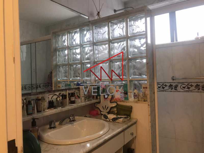 f6002139-e3e1-4f9f-8408-d0fa2c - 14