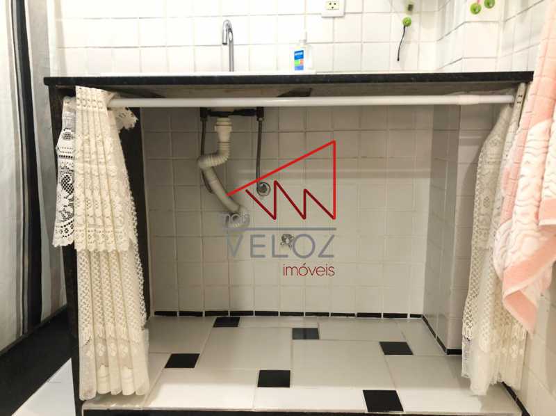 6e6b84cd-0b22-400e-b4d4-824a52 - 18