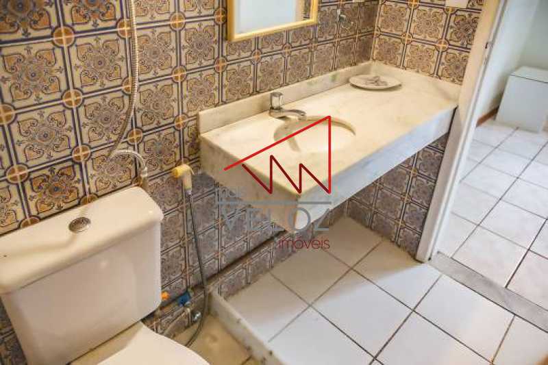 956a14feacbcd5bcbc69ed1081ff1e - 14