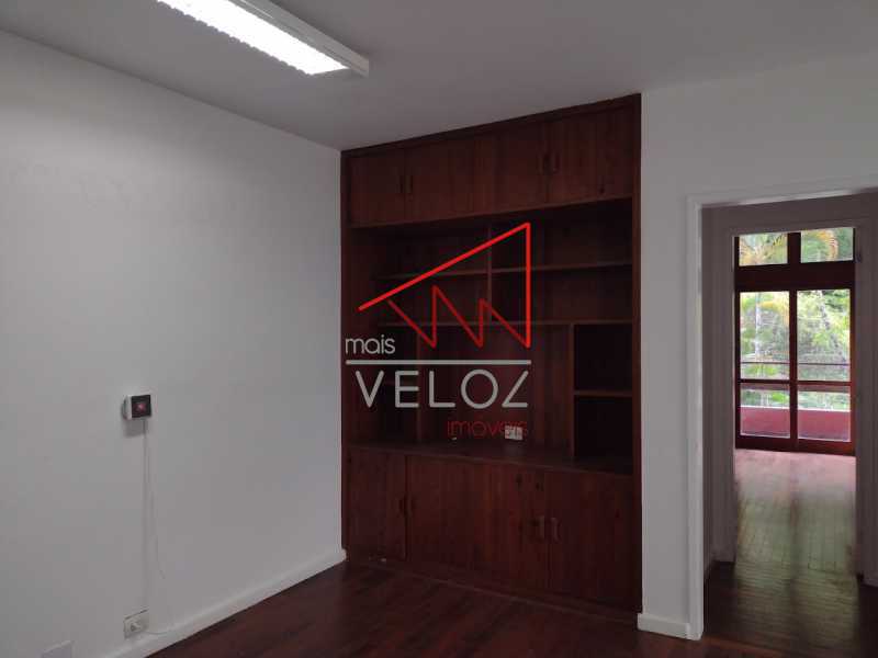 Hall TV - 7