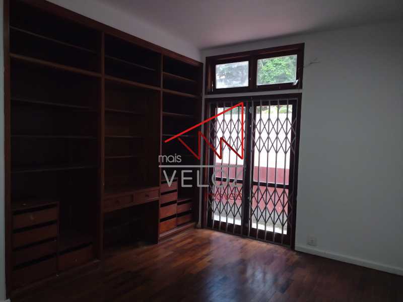 Quarto 3 - 13