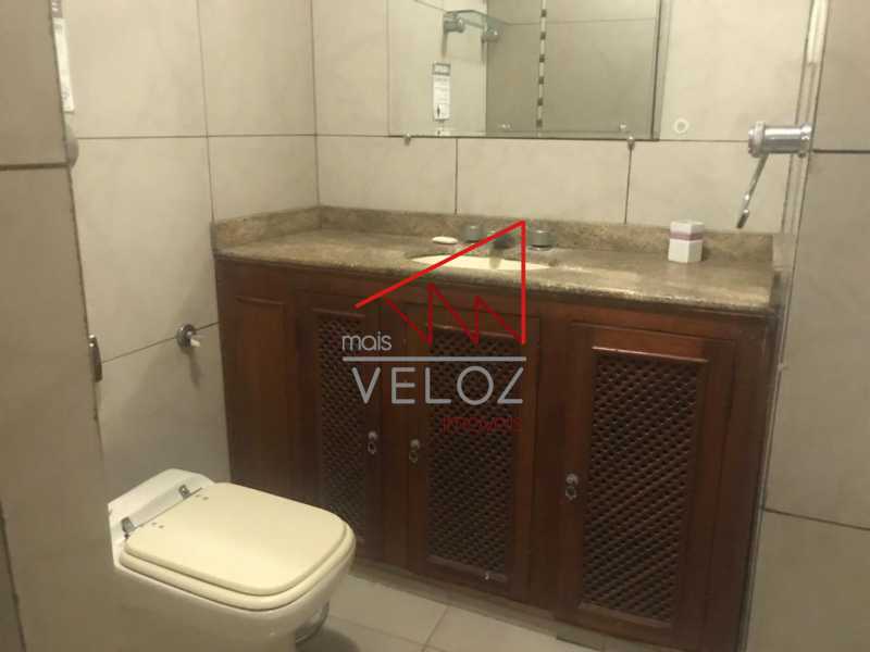 deb5bb00-2dd2-4d8d-8740-15514c - 14