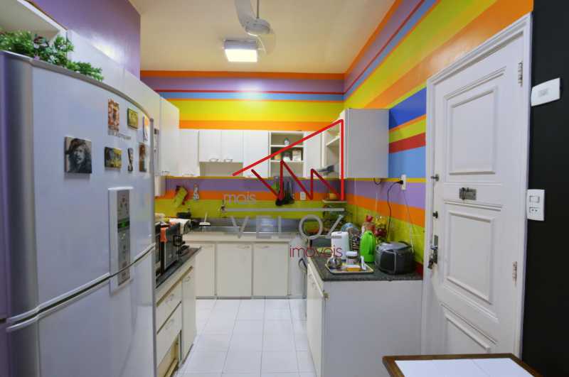 04 quartos no Flamengo  - 13