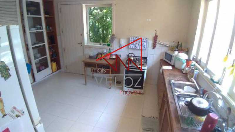 casa-com-4-quartos-a-venda-325 - 13