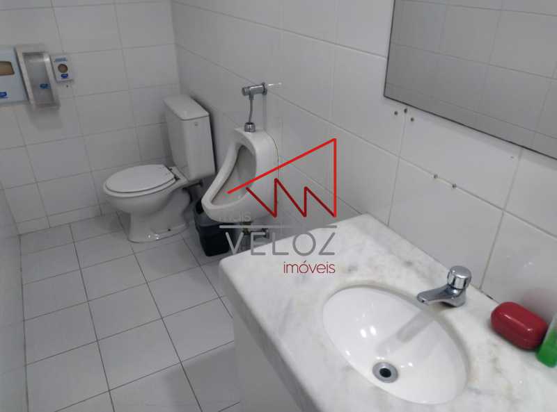 3b0f4b2e-63f4-4998-9228-8e9ffa - 25