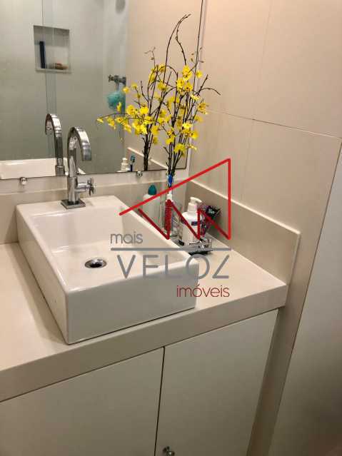 59b2e65c-eca5-4557-af0c-49ad7e - 15