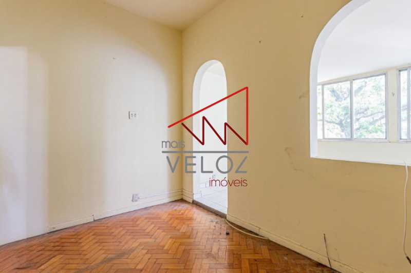 desktop_living14_cleanup_11zon - 14