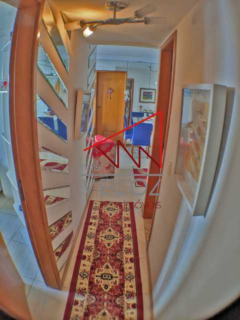 31b7ae73-761e-445d-a2a7-6c057d - 13